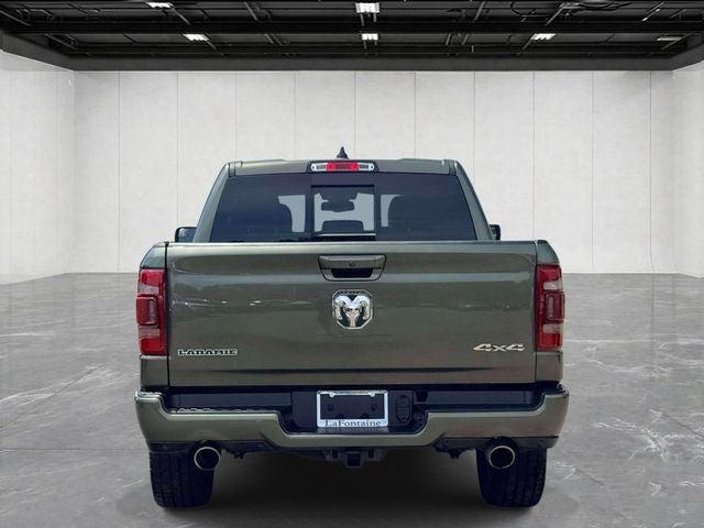 2020 RAM 1500 Laramie Crew Cab 4x4 5'7' Box