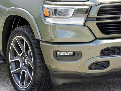 2020 RAM 1500 Laramie Crew Cab 4x4 5'7' Box
