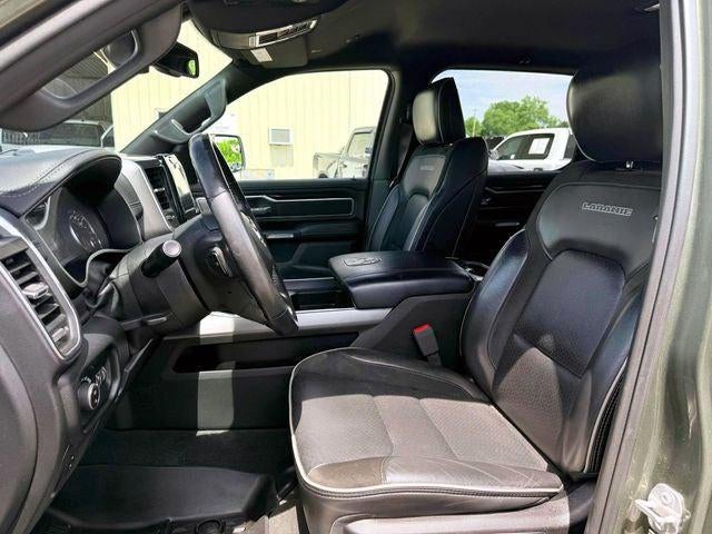 2020 RAM 1500 Laramie Crew Cab 4x4 5'7' Box