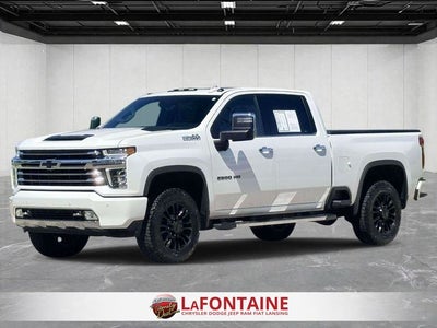 2022 Chevrolet Silverado 2500HD 4WD Crew Cab Standard Bed High Country