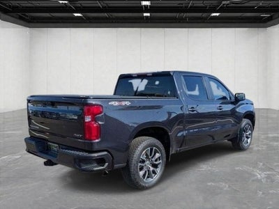 2022 Chevrolet Silverado 1500 4WD Crew Cab Short Bed RST