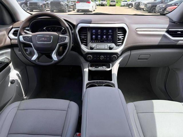 2023 GMC Acadia AWD SLT
