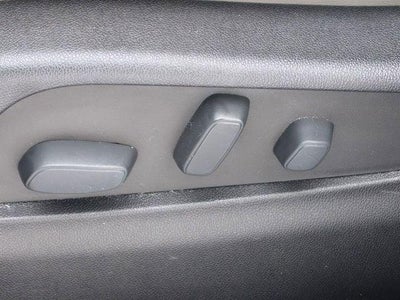 2022 Cadillac XT4 AWD Premium Luxury