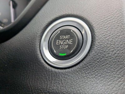 2022 Cadillac XT4 AWD Premium Luxury