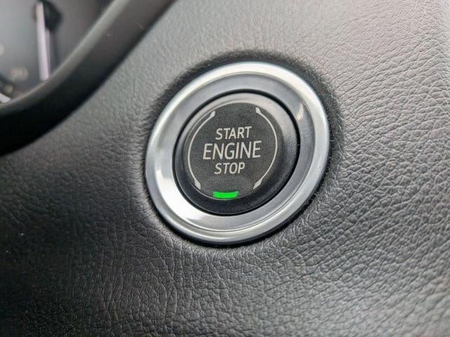 2022 Cadillac XT4 AWD Premium Luxury