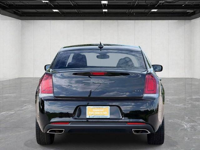 2023 Chrysler 300 Touring