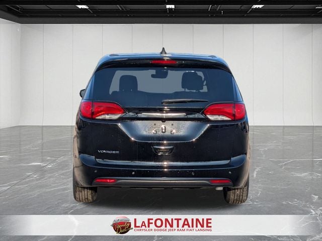 2026 Chrysler Voyager VOYAGER LX