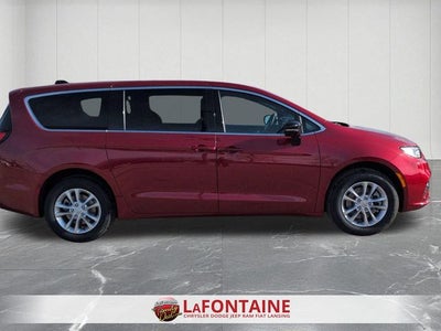 2026 Chrysler Pacifica PACIFICA SELECT AWD
