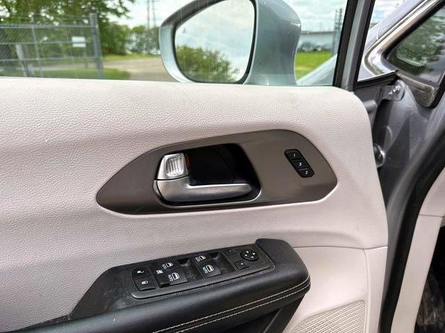 2021 Chrysler Pacifica Touring L AWD
