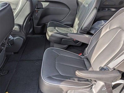 2026 Chrysler Pacifica PACIFICA SELECT AWD