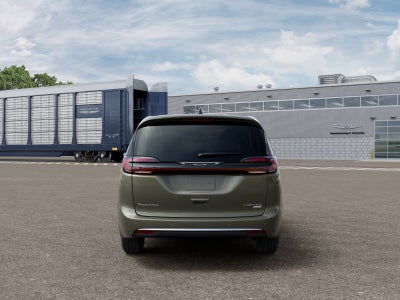 2027 Chrysler Pacifica Limited