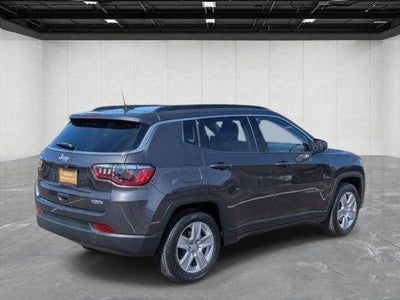 2022 Jeep Compass Latitude FWD