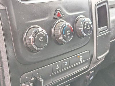 2018 RAM 2500 Tradesman Crew Cab 4x4 6'4' Box