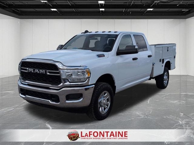 2022 RAM 2500 Tradesman Crew Cab 4x4 8' Box