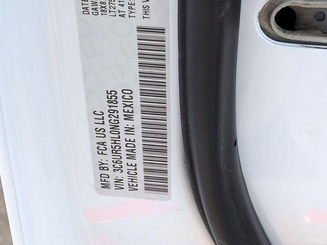 2022 RAM 2500 Tradesman Crew Cab 4x4 8' Box