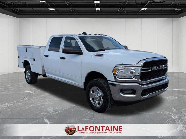 2022 RAM 2500 Tradesman Crew Cab 4x4 8' Box