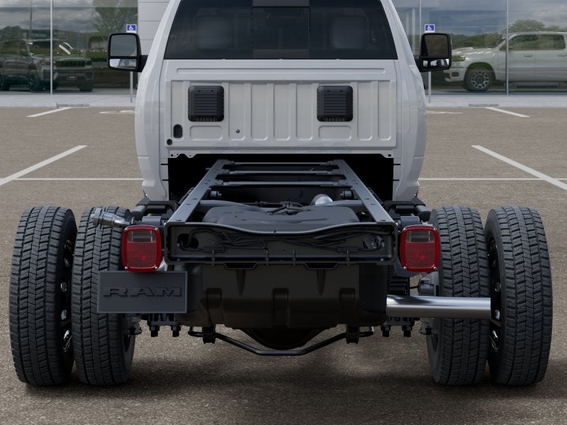 2026 RAM Ram 5500 Chassis Cab RAM 5500 TRADESMAN CHASSIS REGULAR CAB 4X4 120' CA