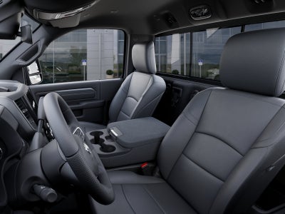 2026 RAM Ram 5500 Chassis Cab RAM 5500 TRADESMAN CHASSIS REGULAR CAB 4X4 120' CA