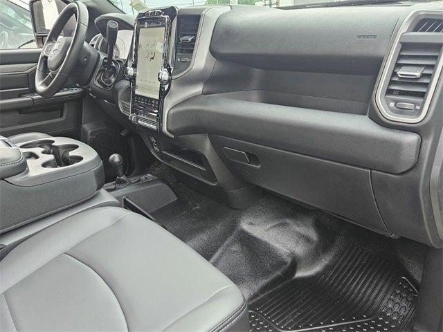 2024 RAM Ram 5500 Chassis Cab RAM 5500 TRADESMAN CHASSIS REGULAR CAB 4X4 120' CA