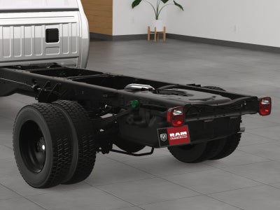 2025 RAM Ram 5500 Chassis Cab RAM 5500 TRADESMAN CHASSIS CREW CAB 4X4 84' CA