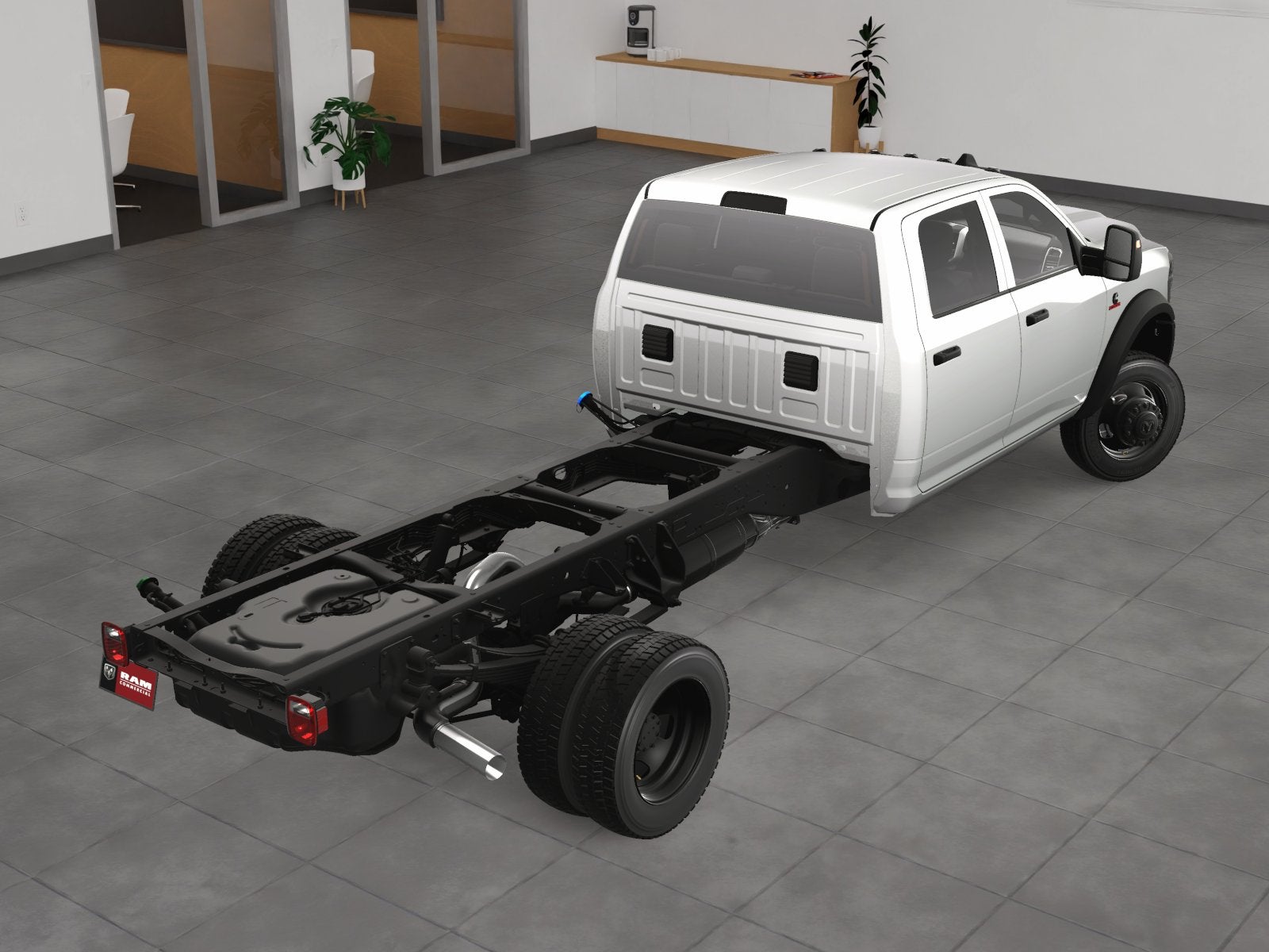 2025 RAM Ram 5500 Chassis Cab RAM 5500 TRADESMAN CHASSIS CREW CAB 4X4 84' CA