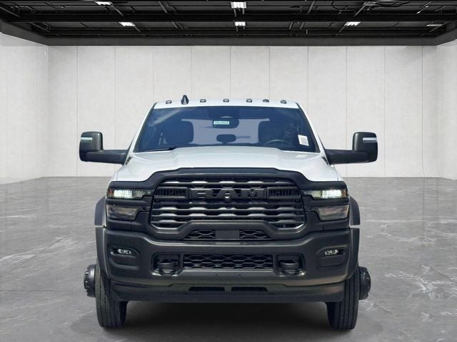 2026 RAM Ram 5500 Chassis Cab RAM 5500 TRADESMAN CHASSIS CREW CAB 4X4 84' CA