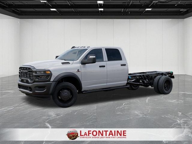 2026 RAM Ram 5500 Chassis Cab RAM 5500 TRADESMAN CHASSIS CREW CAB 4X4 84' CA