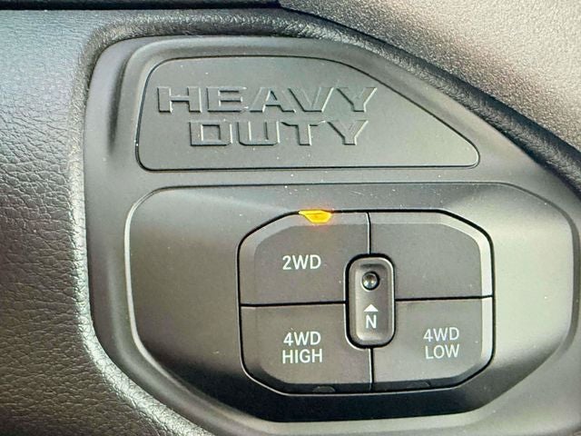 2026 RAM Ram 5500 Chassis Cab RAM 5500 TRADESMAN CHASSIS CREW CAB 4X4 84' CA