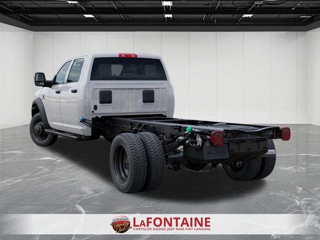 2026 RAM Ram 5500 Chassis Cab RAM 5500 TRADESMAN CHASSIS CREW CAB 4X4 84' CA