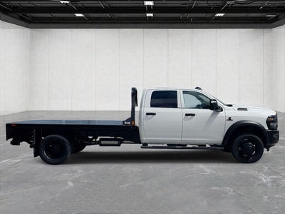 2026 RAM Ram 5500 Chassis Cab RAM 5500 TRADESMAN CHASSIS CREW CAB 4X4 84' CA