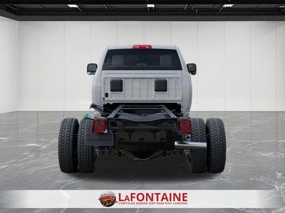 2026 RAM Ram 5500 Chassis Cab RAM 5500 TRADESMAN CHASSIS CREW CAB 4X4 84' CA
