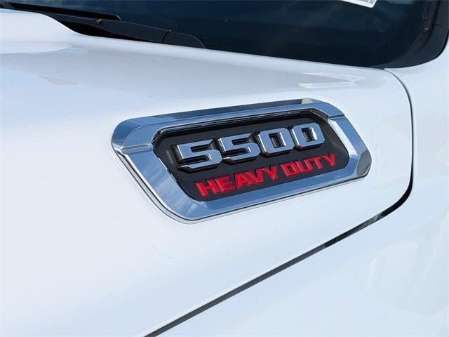 2026 RAM Ram 5500 Chassis Cab RAM 5500 TRADESMAN CHASSIS CREW CAB 4X4 84' CA