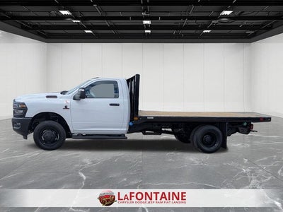 2026 RAM 3500 Chassis RAM 3500 TRADESMAN CHASSIS REGULAR CAB 4X4 84' CA