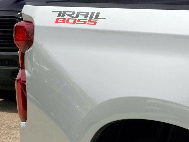 2021 Chevrolet Silverado 1500 4WD Crew Cab Short Bed Custom Trail Boss