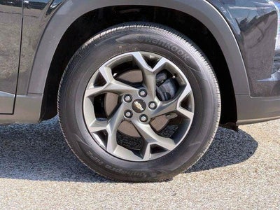 2025 Chevrolet Trax FWD LT