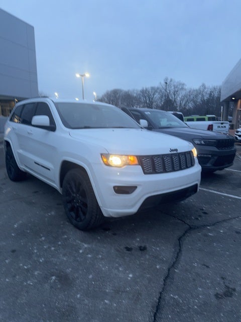2017 Jeep Grand Cherokee Altitude 4x4
