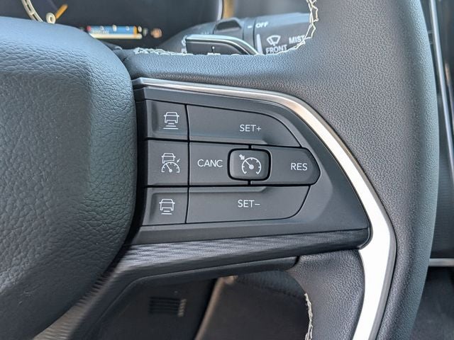 2026 Jeep Grand Cherokee GRAND CHEROKEE LAREDO X 4X4