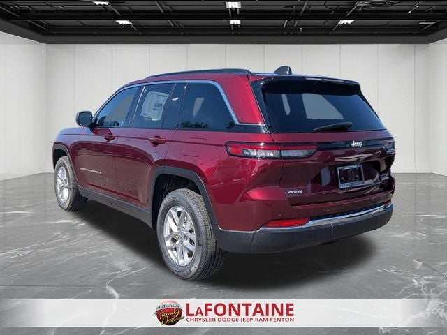 2026 Jeep Grand Cherokee GRAND CHEROKEE LAREDO X 4X4
