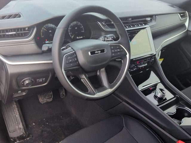 2026 Jeep Grand Cherokee GRAND CHEROKEE LAREDO X 4X4