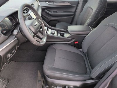 2026 Jeep Grand Cherokee GRAND CHEROKEE LAREDO X 4X4