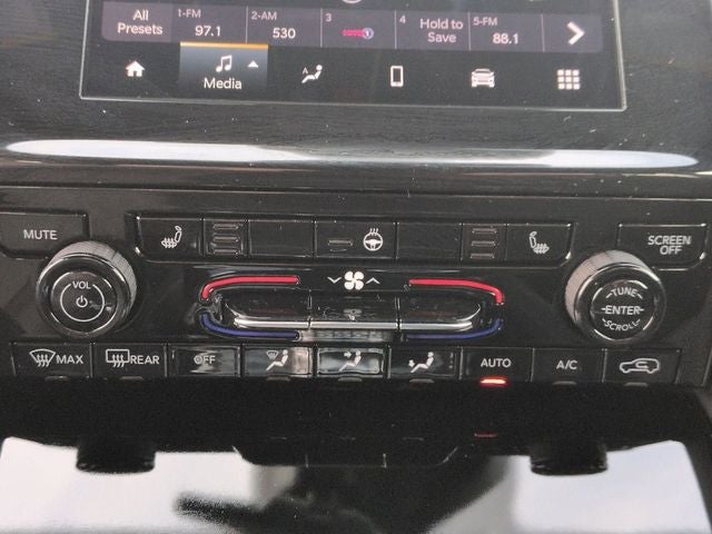 2026 Jeep Grand Cherokee GRAND CHEROKEE LAREDO X 4X4