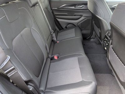 2026 Jeep Grand Cherokee GRAND CHEROKEE LAREDO X 4X4