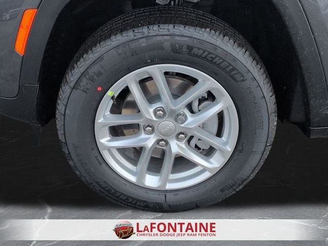 2026 Jeep Grand Cherokee GRAND CHEROKEE LAREDO X 4X4