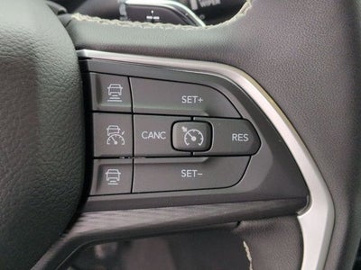 2026 Jeep Grand Cherokee GRAND CHEROKEE LAREDO X 4X4