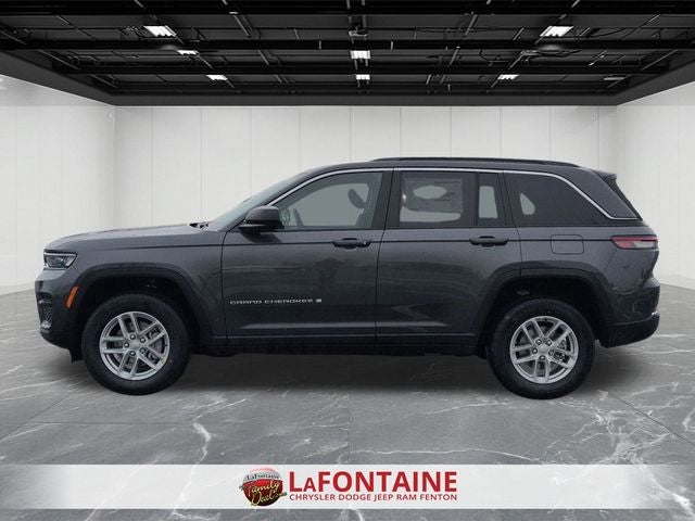 2026 Jeep Grand Cherokee GRAND CHEROKEE LAREDO X 4X4