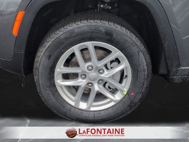 2026 Jeep Grand Cherokee GRAND CHEROKEE LAREDO X 4X4