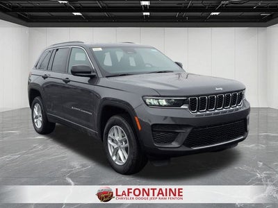 2026 Jeep Grand Cherokee GRAND CHEROKEE LAREDO X 4X4