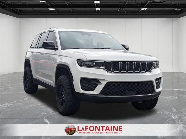 2025 Jeep Grand Cherokee Laredo X 4x4