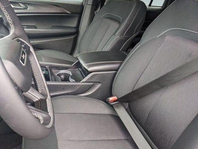 2025 Jeep Grand Cherokee Laredo X 4x4