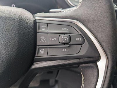 2025 Jeep Grand Cherokee Laredo X 4x4
